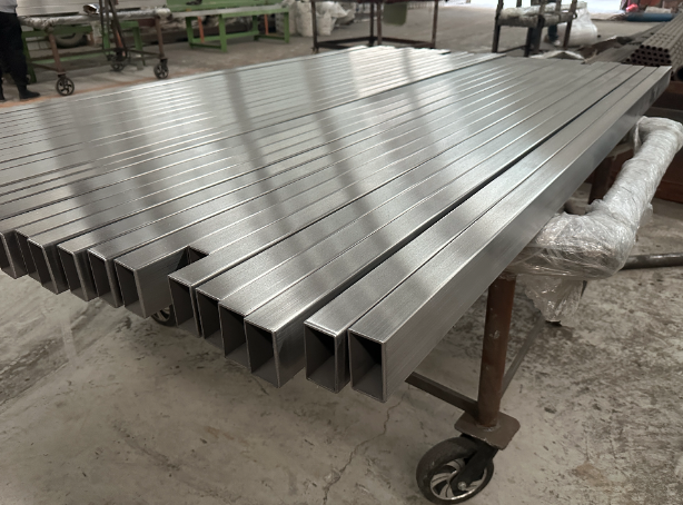 张掖新能源汽车用不锈钢方管 现货